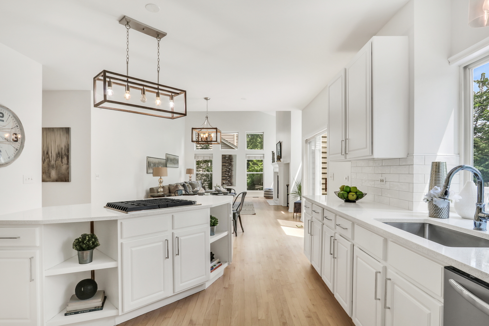 699 Snow Cap Court, Gurnee, IL 60031