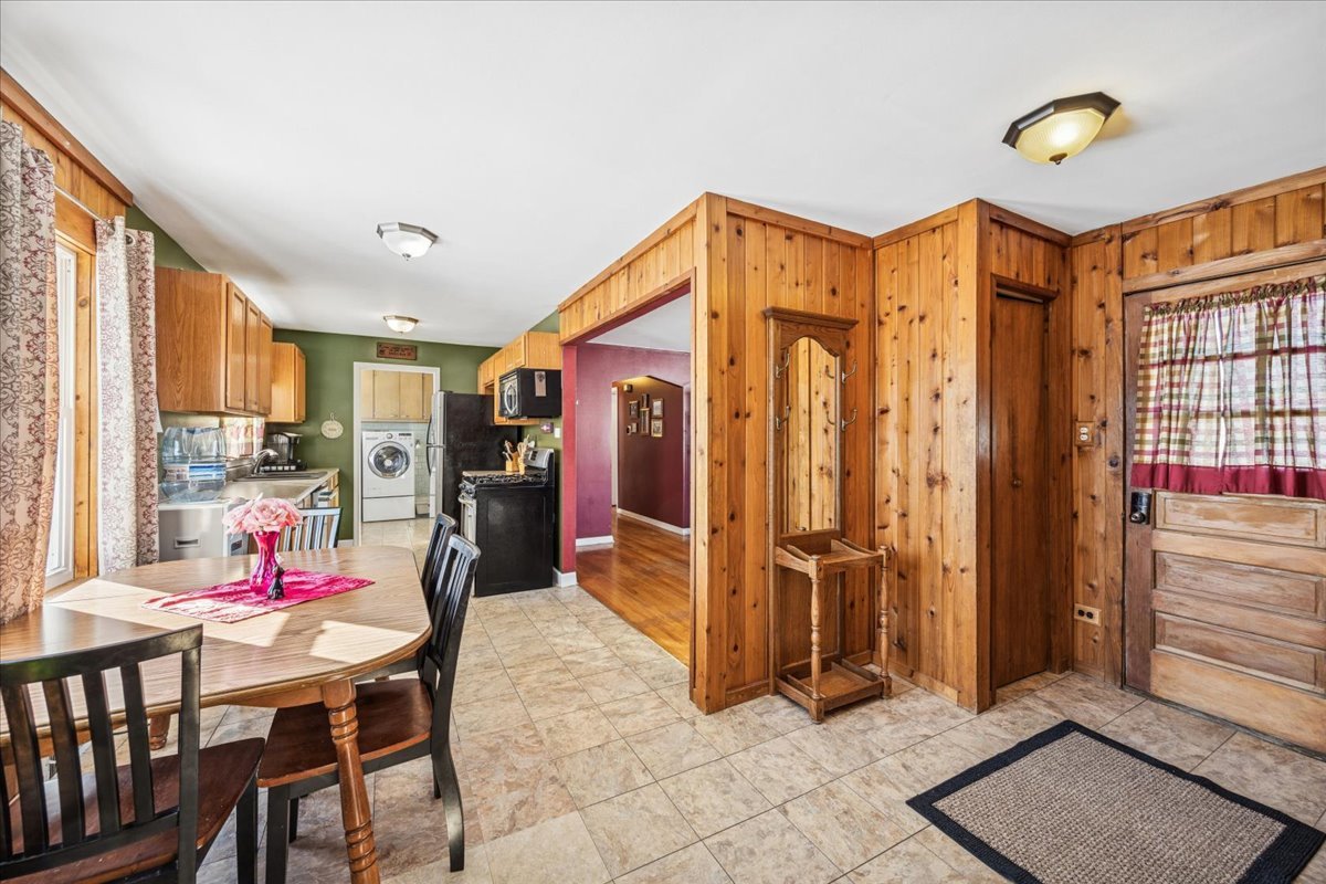 6723 Tinley Park Drive, Tinley Park, IL 60477