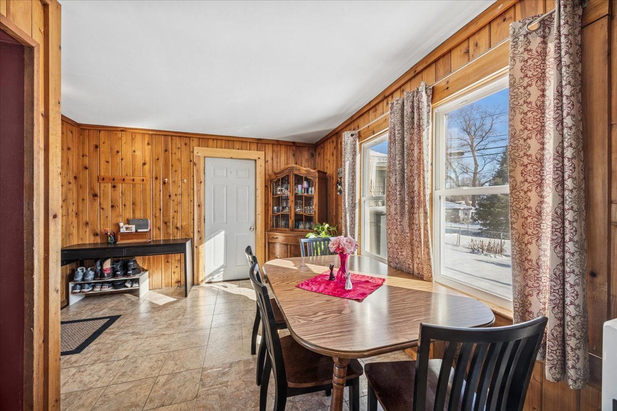 6723 Tinley Park Drive, Tinley Park, IL 60477