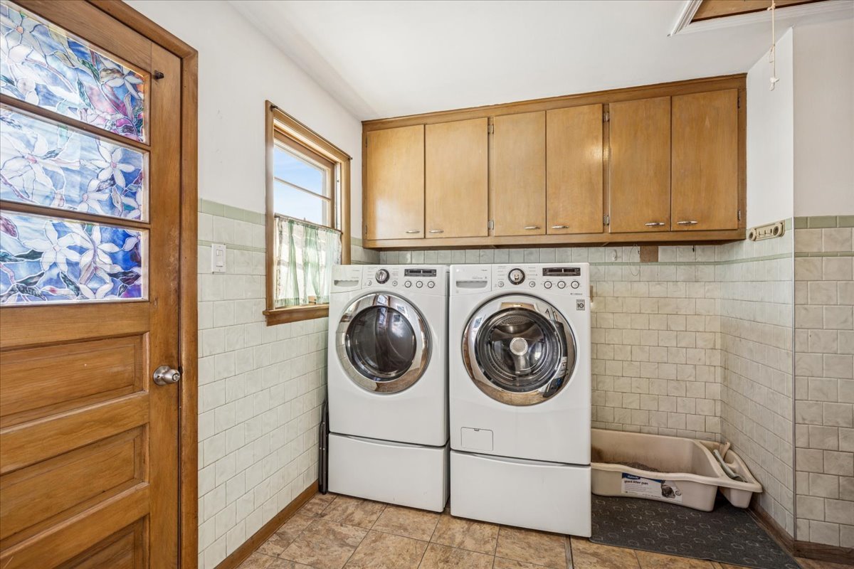 6723 Tinley Park Drive, Tinley Park, IL 60477