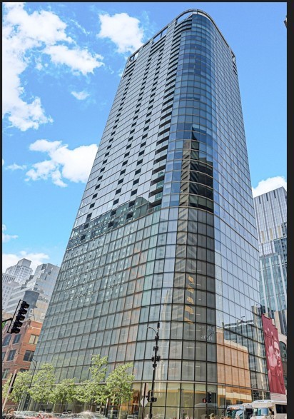 600 N Fairbanks Court #P11-20, Chicago, IL 60611