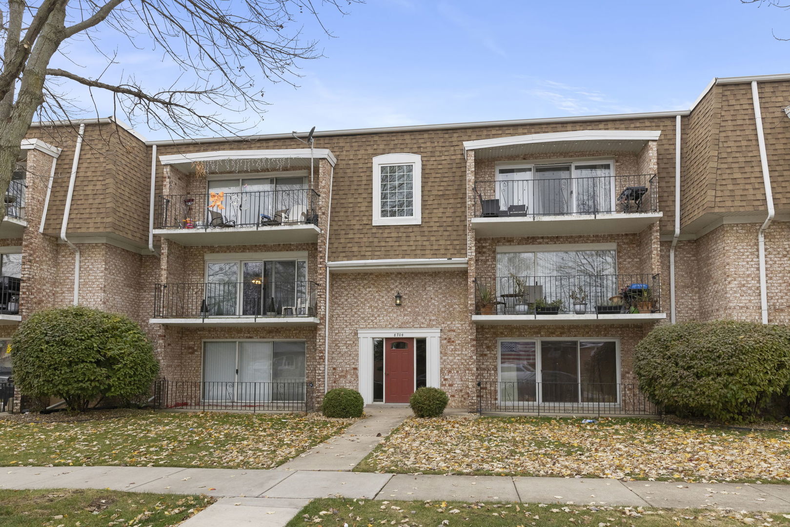 8704 Mobile Avenue #2C, Oak Lawn, IL 60453