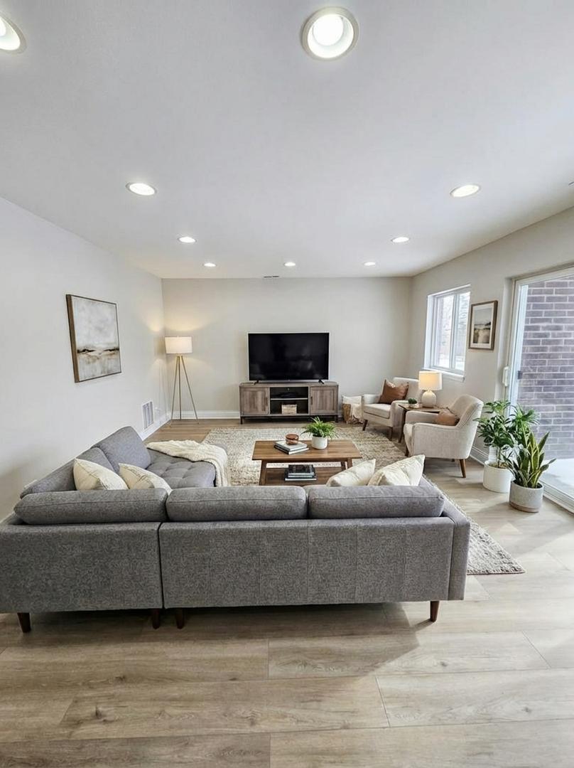 1550 Sandpebble Drive #210, Wheeling, IL 60090