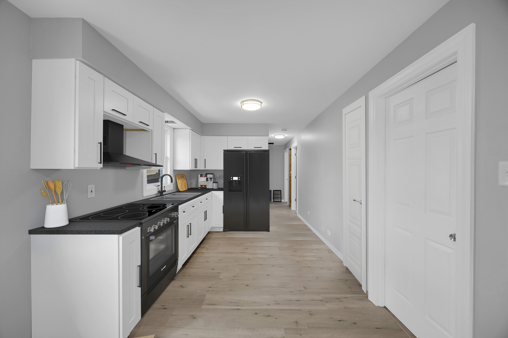 97 W 29th Street, South Chicago Heights, IL 60411