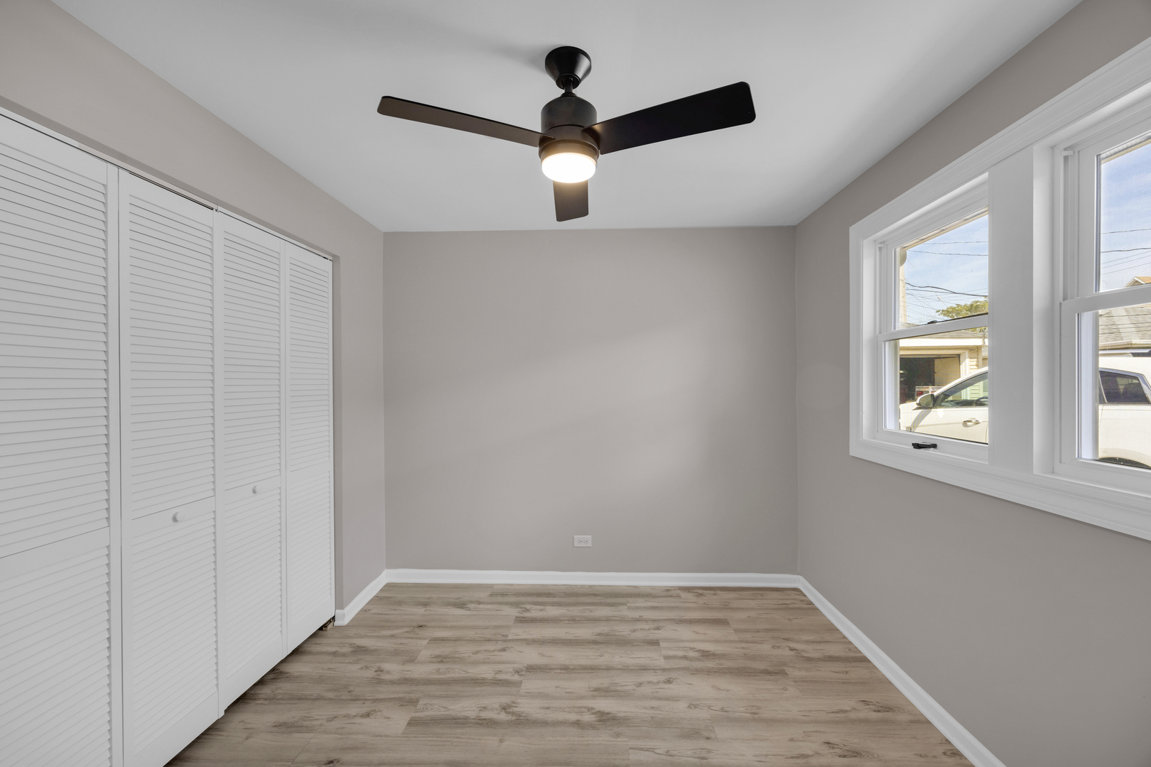 97 W 29th Street, South Chicago Heights, IL 60411