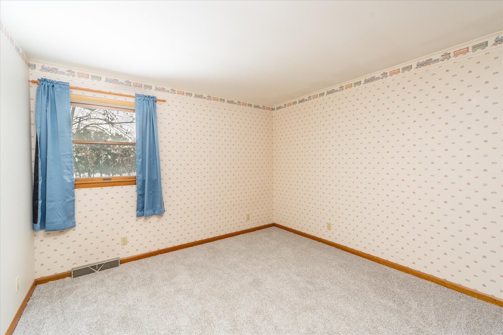 708 E Thompson Street, Princeton, IL 61356