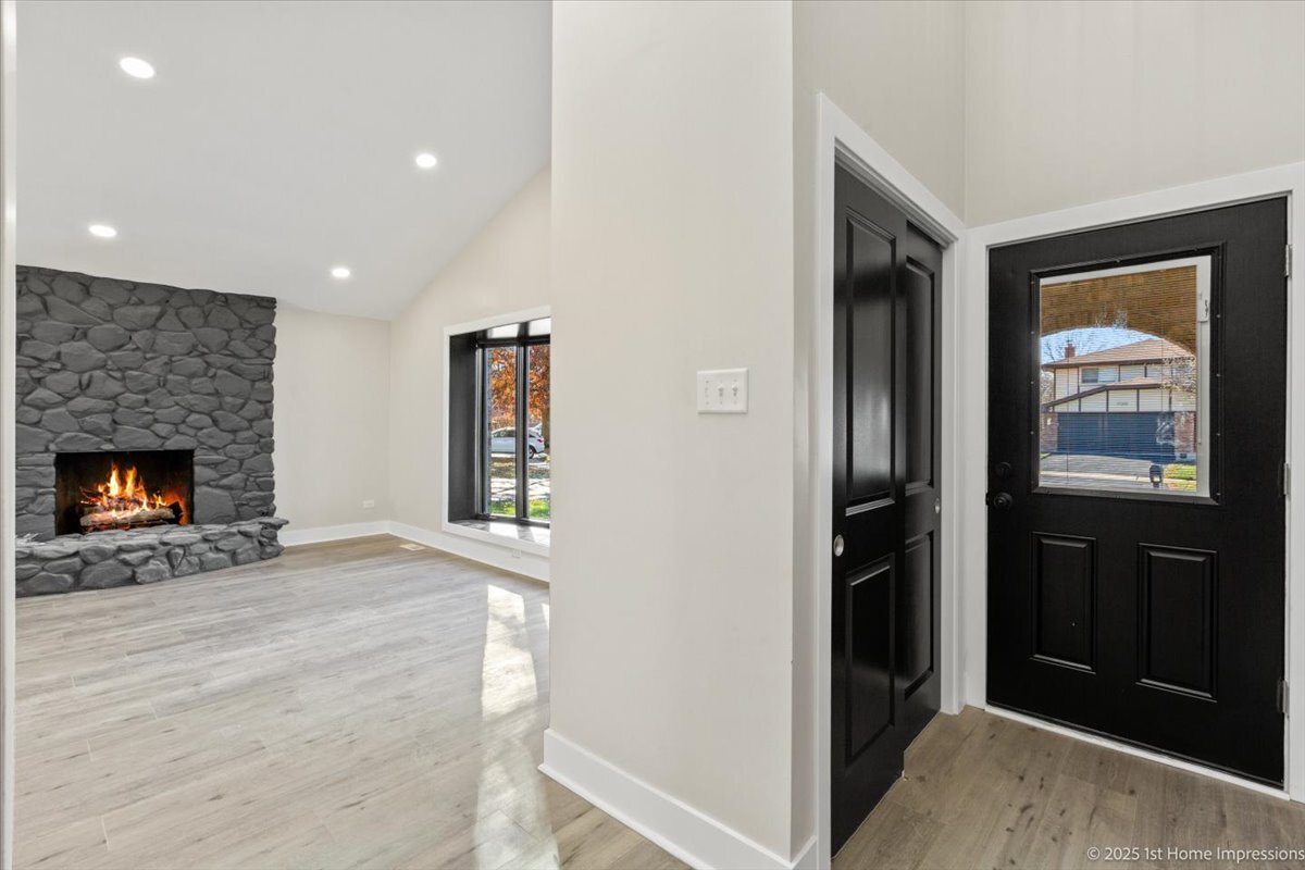 17201 Bennett Avenue, South Holland, IL 60473