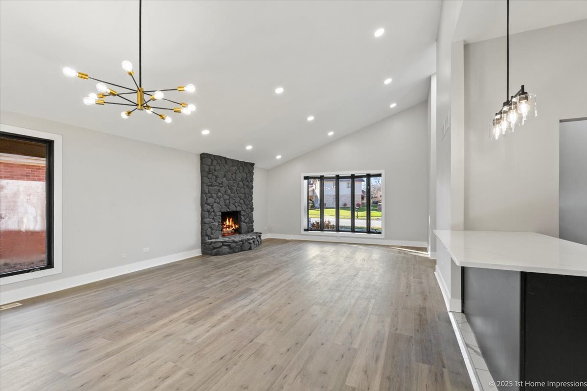 17201 Bennett Avenue, South Holland, IL 60473