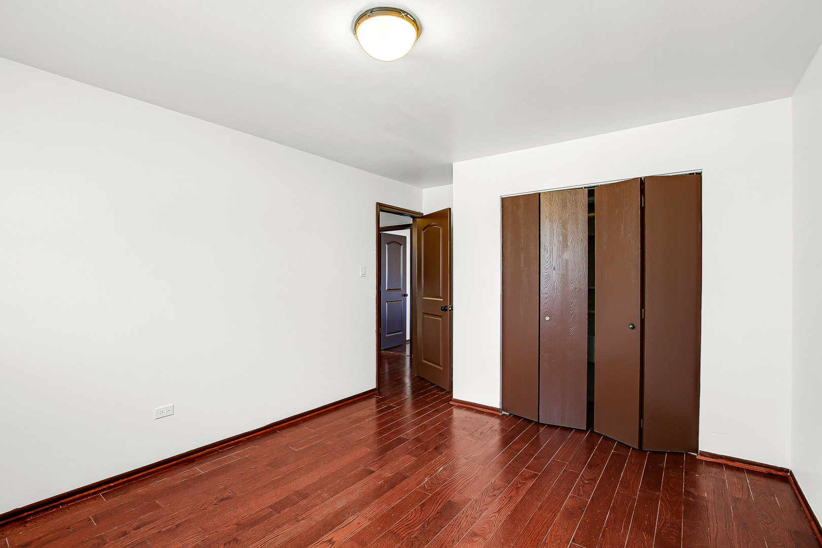 8424 Currant Avenue, Tinley Park, IL 60487