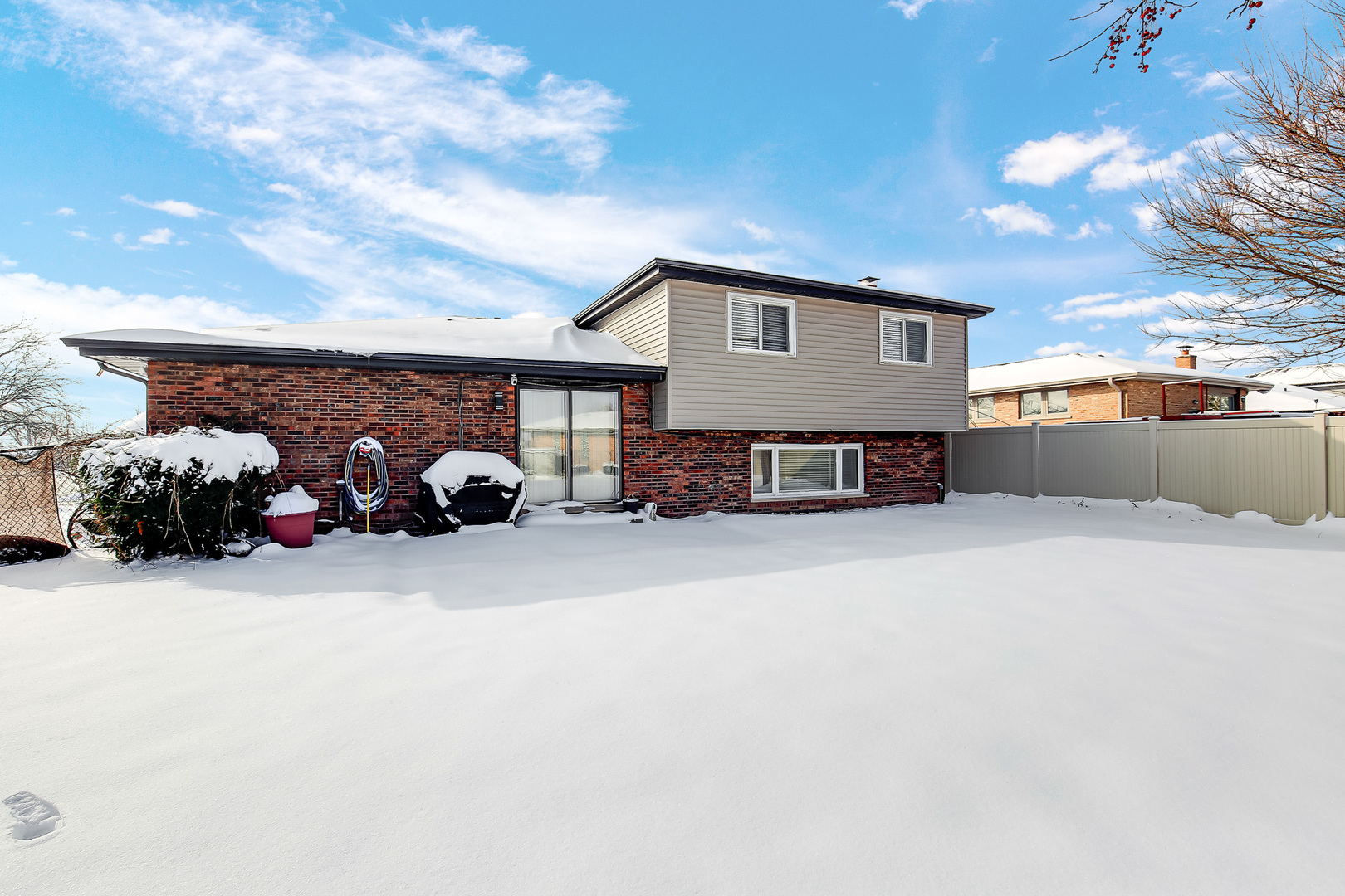 8424 Currant Avenue, Tinley Park, IL 60487