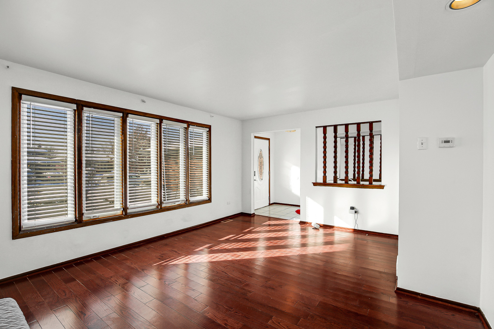 8424 Currant Avenue, Tinley Park, IL 60487