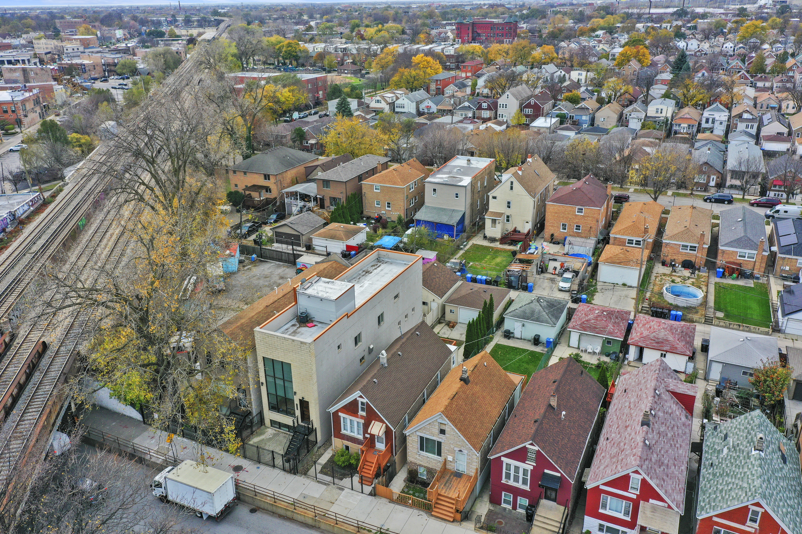 3328 S Damen Avenue, Chicago, IL 60608