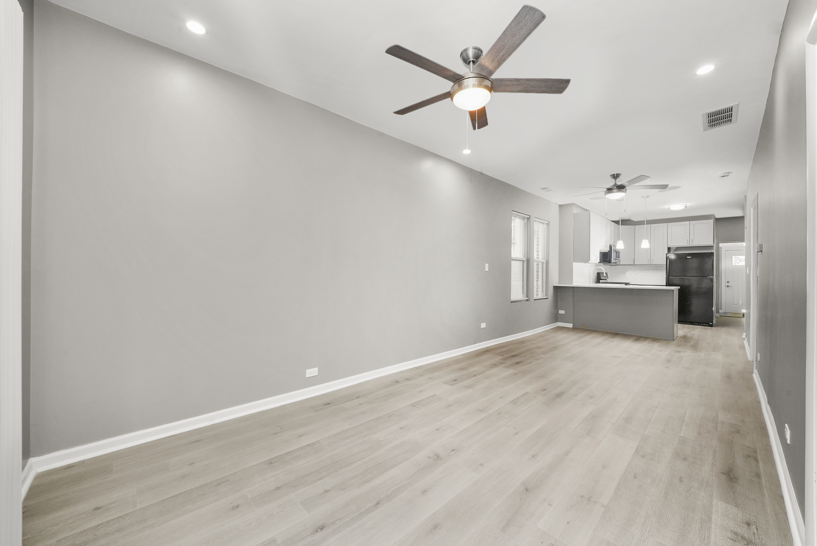 3328 S Damen Avenue, Chicago, IL 60608