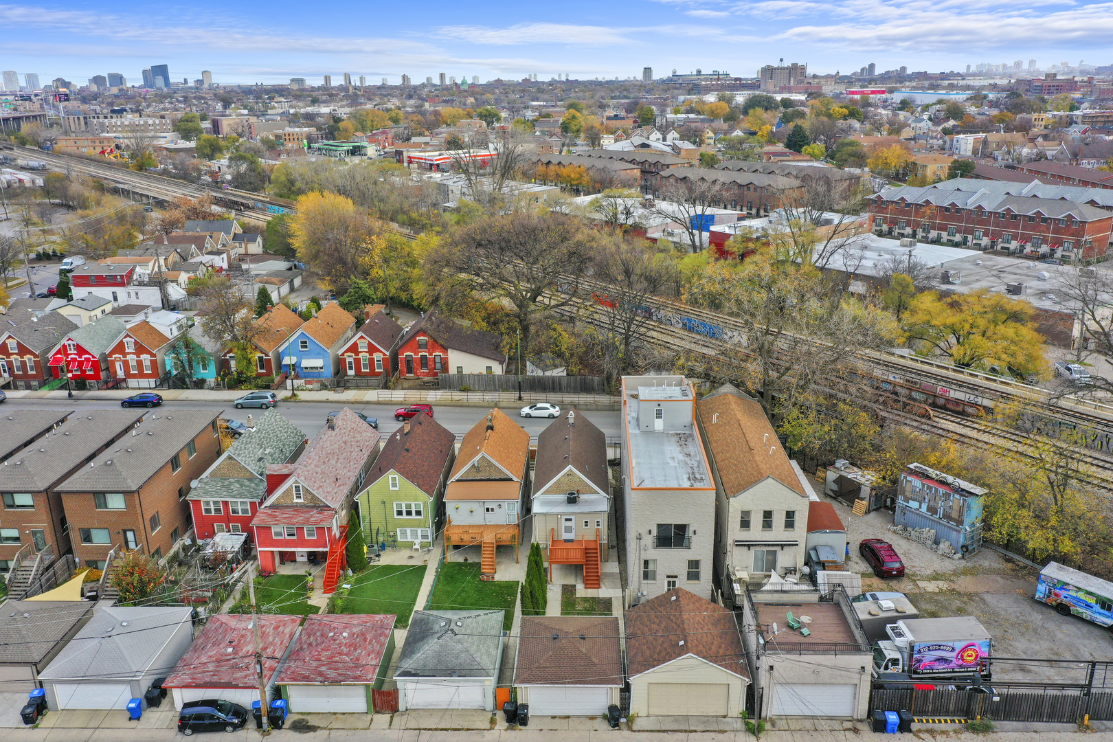 3328 S Damen Avenue, Chicago, IL 60608