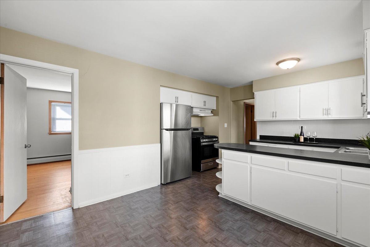 8317 W Summerdale Avenue #1, Chicago, IL 60656