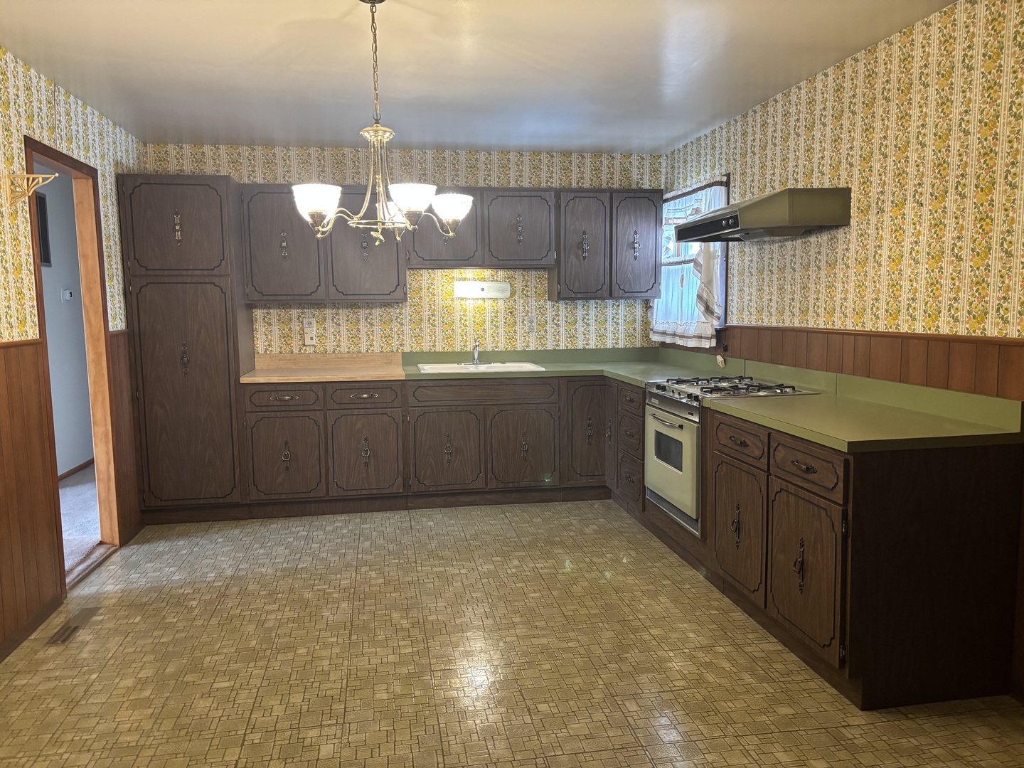 71 227th Place, Steger, IL 60475