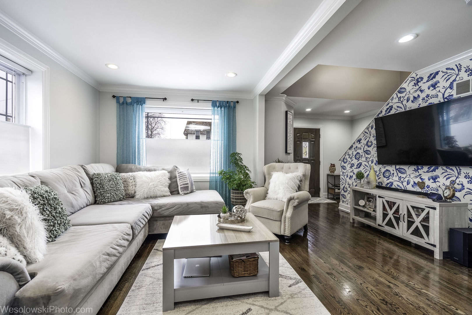 4117 Prairie Avenue, Schiller Park, IL 60176