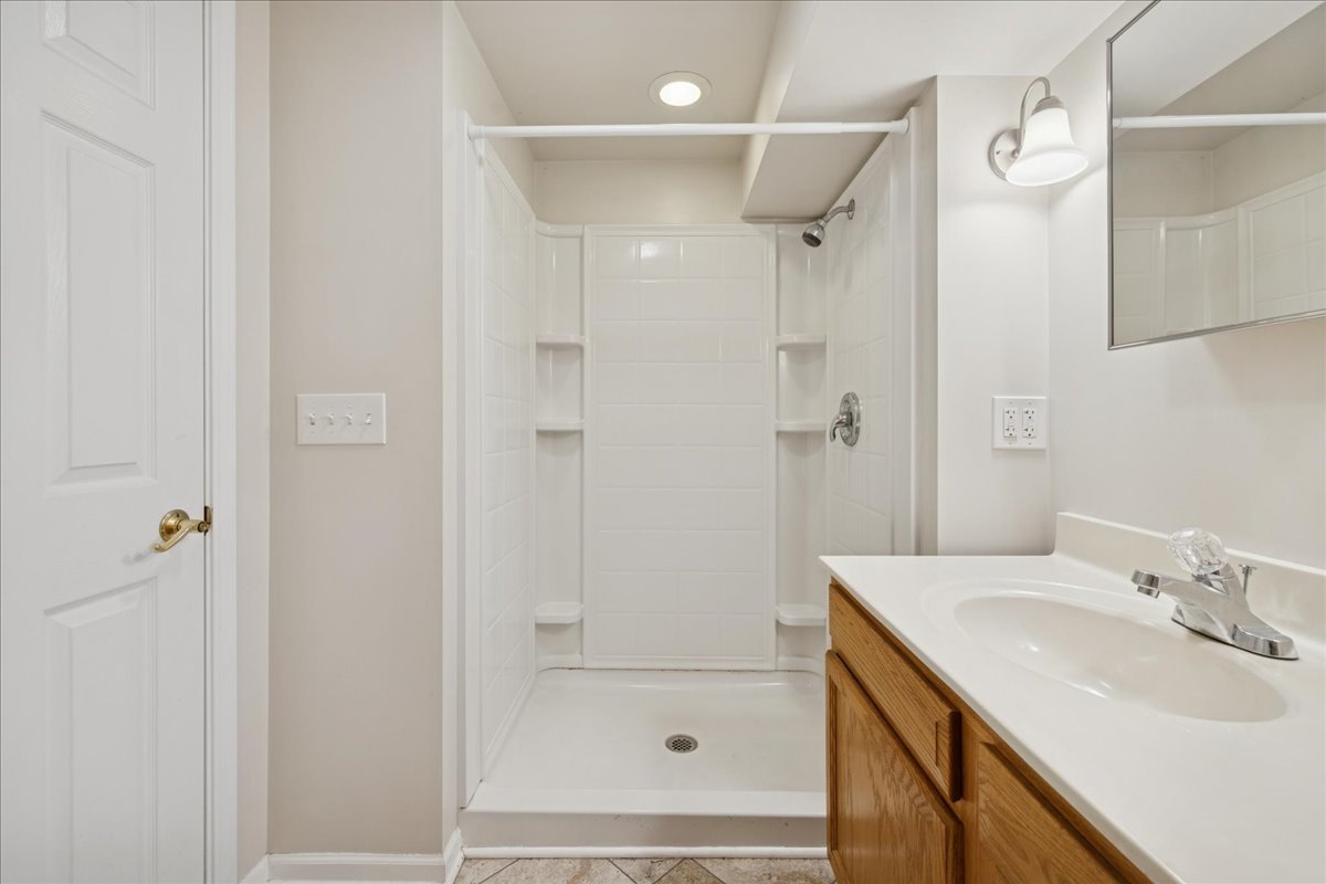 1502 Round Lake Drive, Round Lake Beach, IL 60073