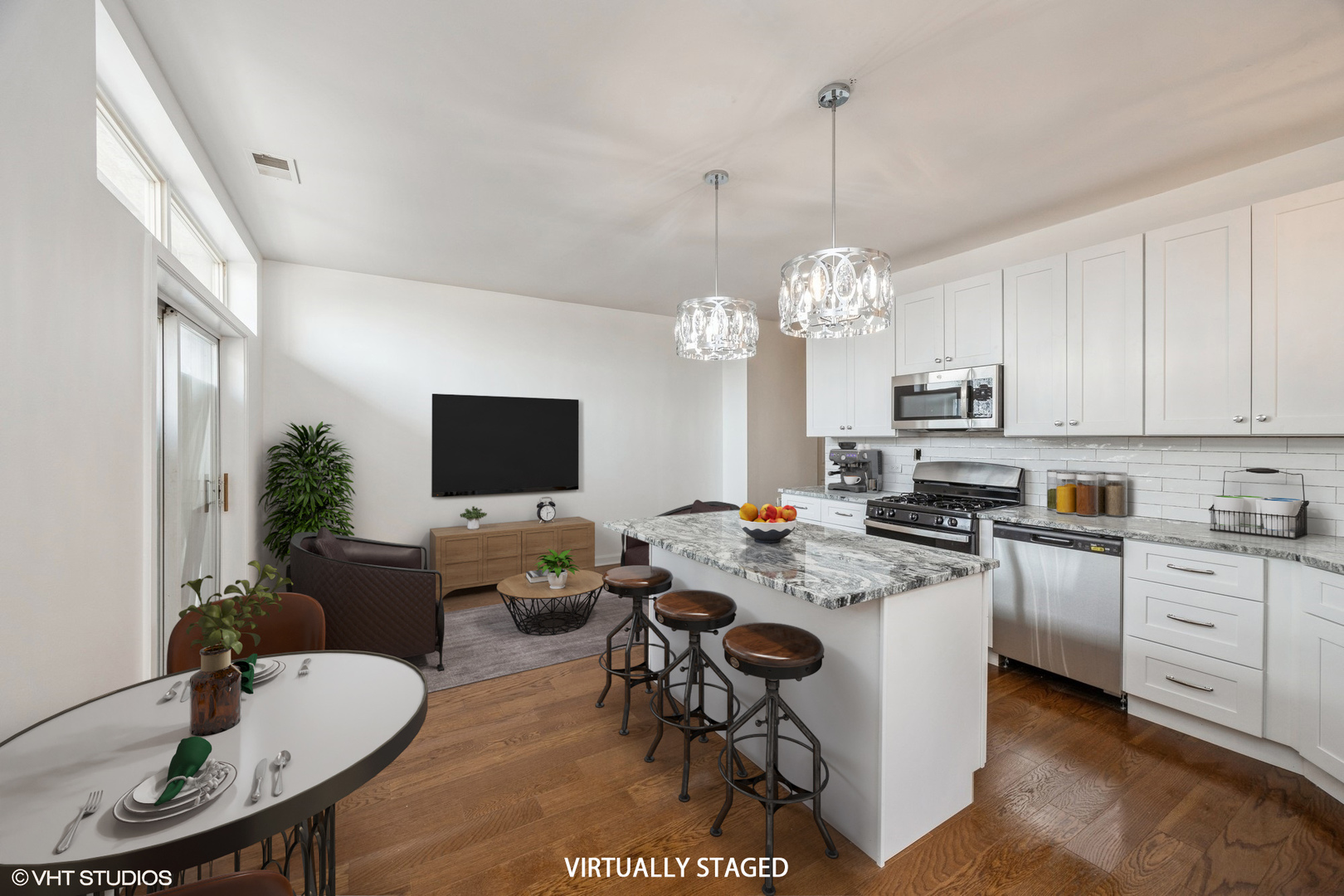 745 S Independence Boulevard #3N, Chicago, IL 60624