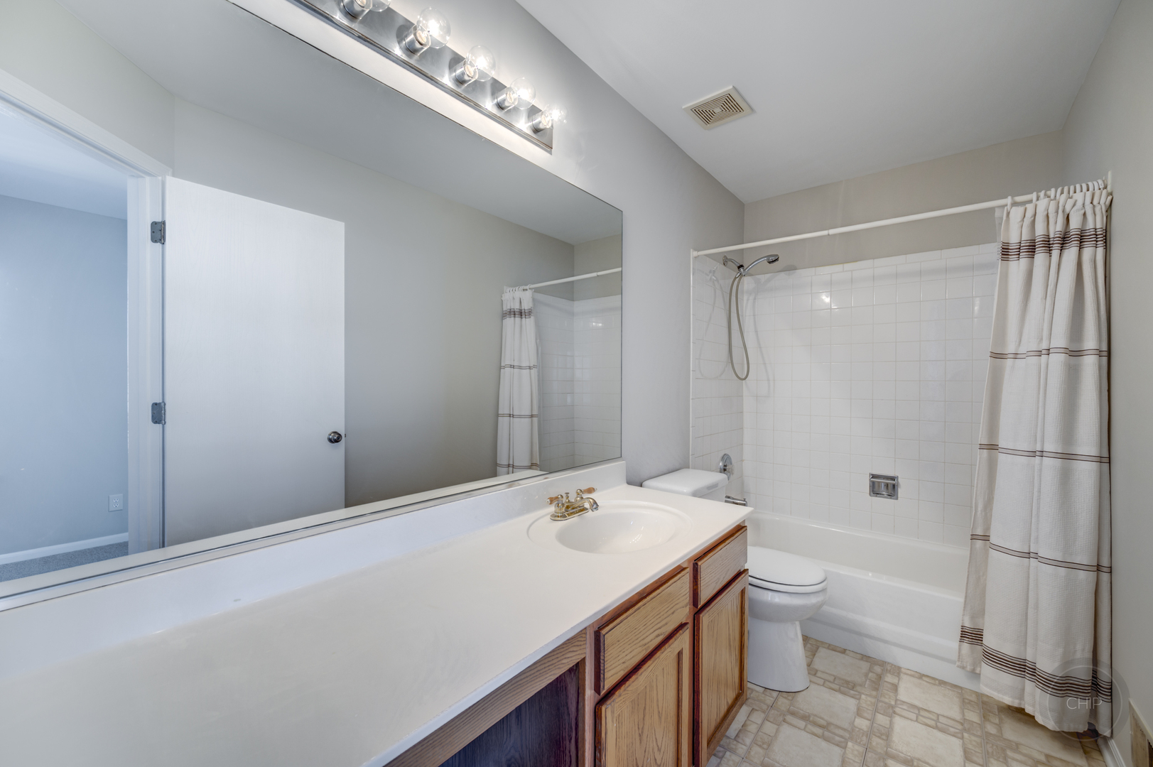 14036 S Oregon Drive, Plainfield, IL 60544