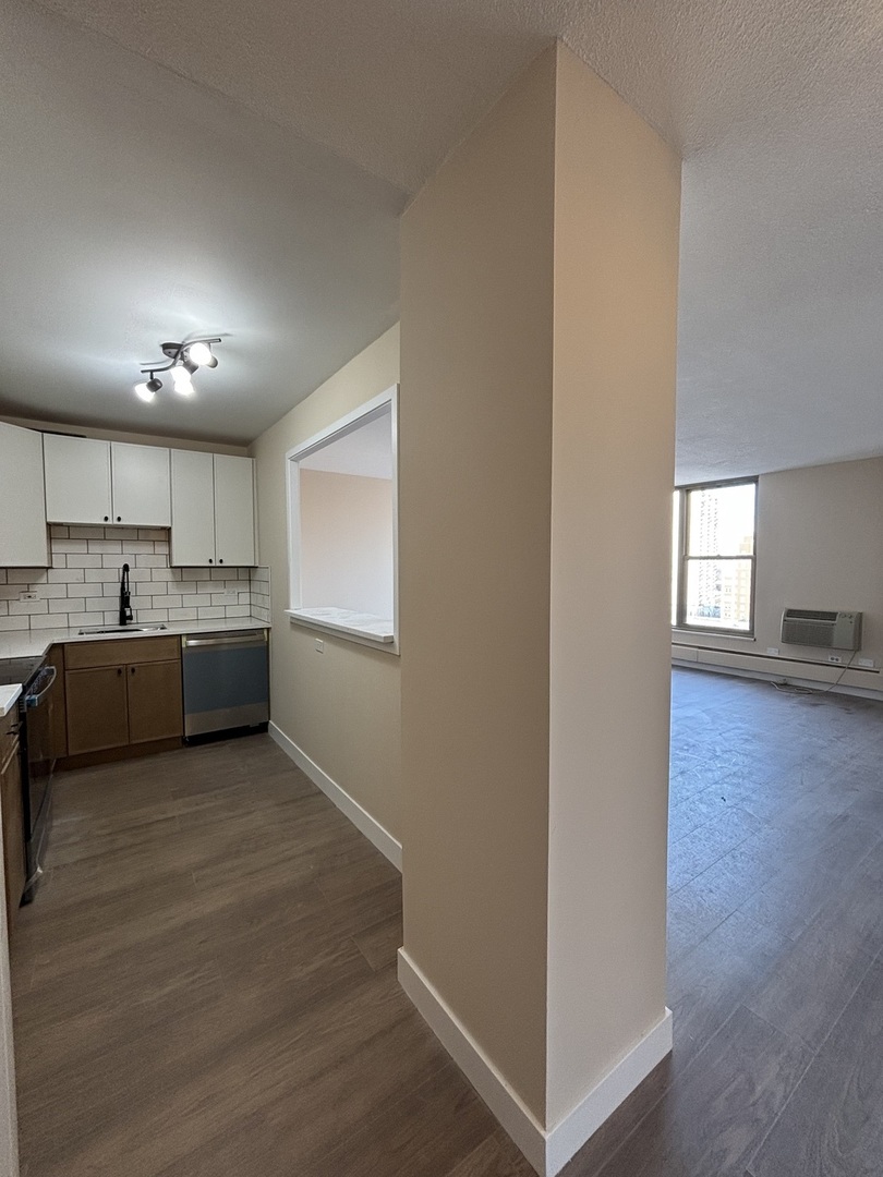 5401 S Hyde Park Boulevard #1206, Chicago, IL 60615