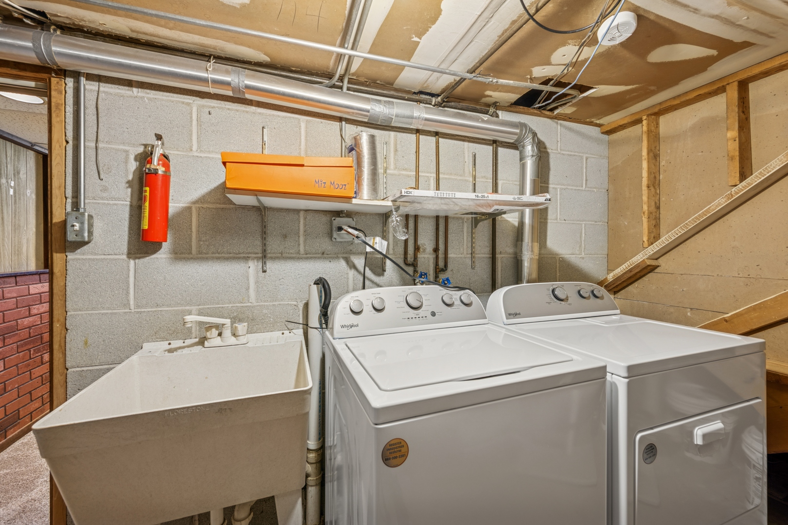 366 Manning Drive, Wood Dale, IL 60191