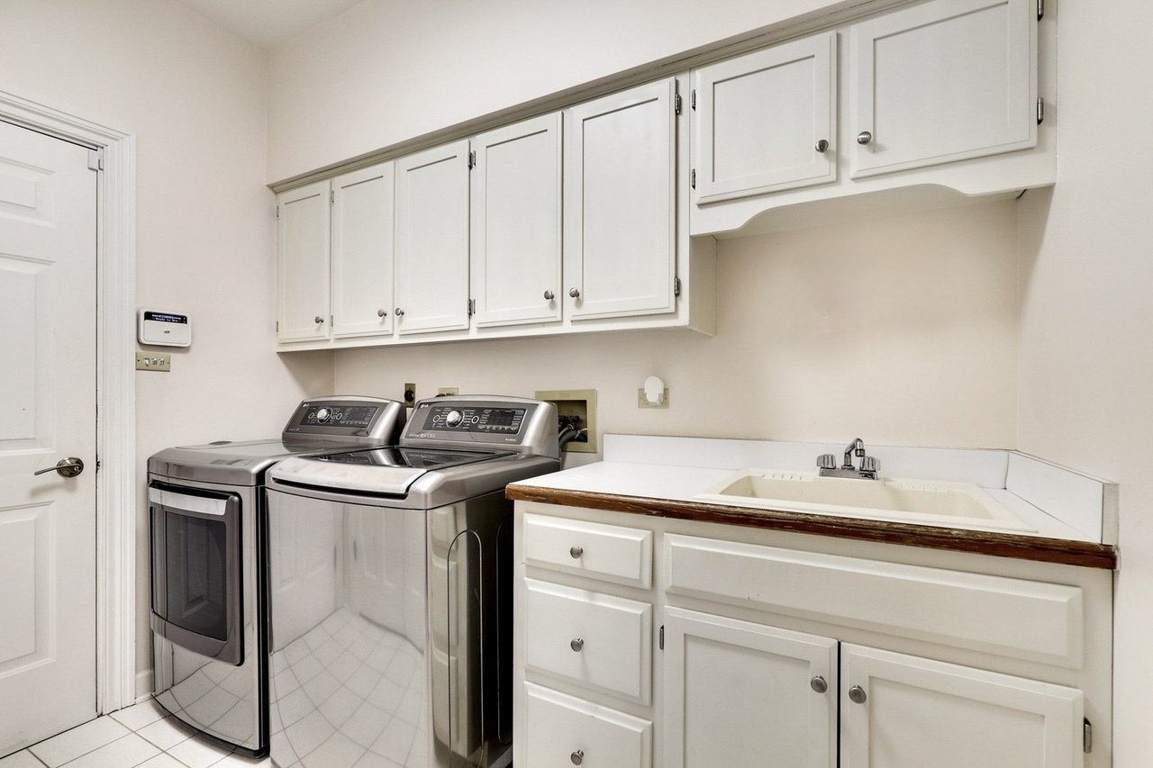 20194 Augusta Drive, Olympia Fields, IL 60461