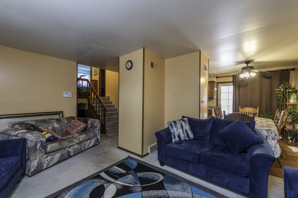 4004 Gregory Drive, Zion, IL 60099