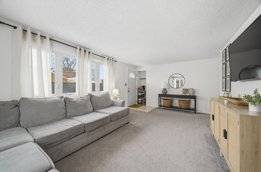 10333 S Millard Avenue, Chicago, IL 60655