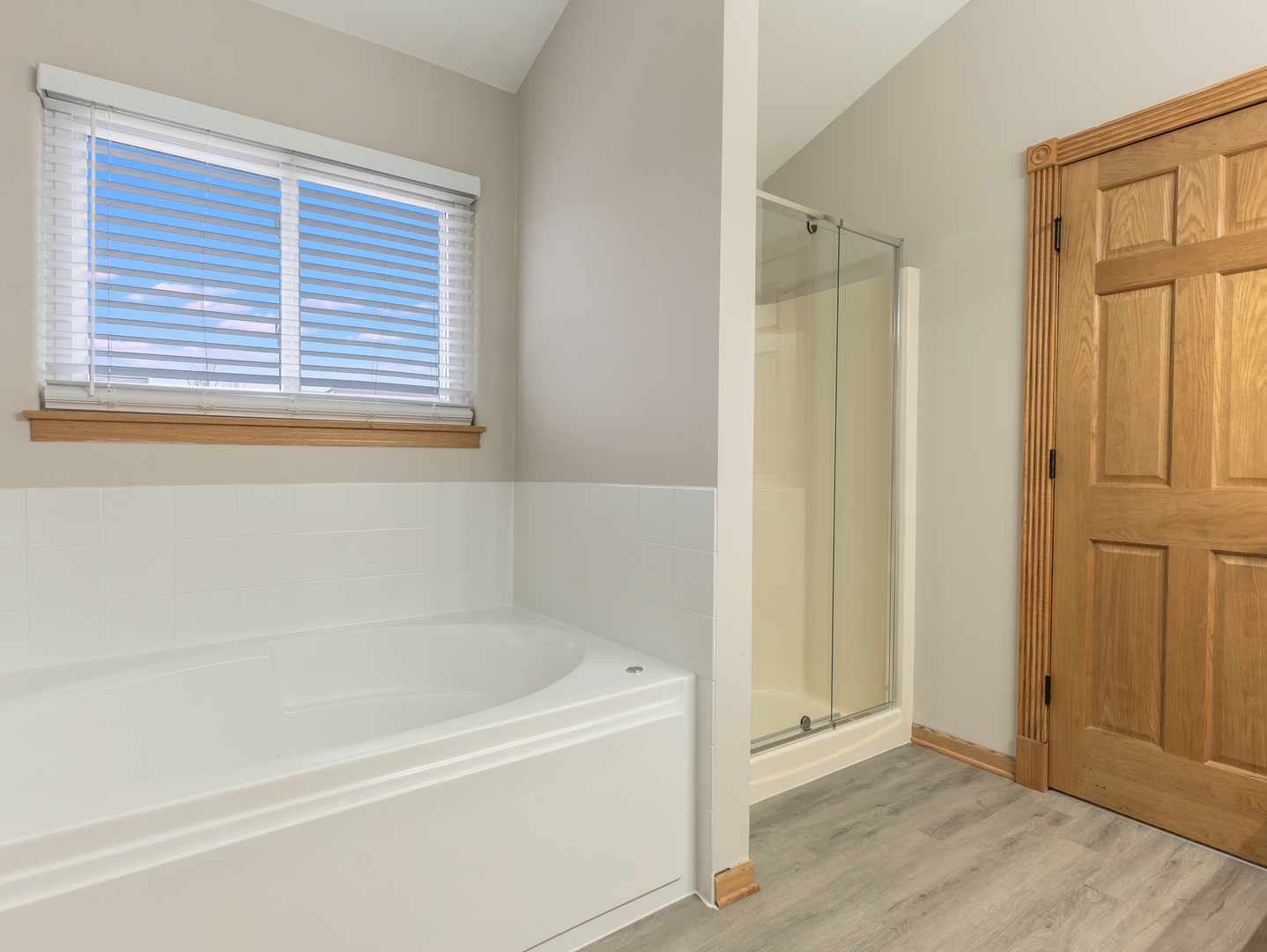 1107 Shorewood Drive, Shorewood, IL 60404