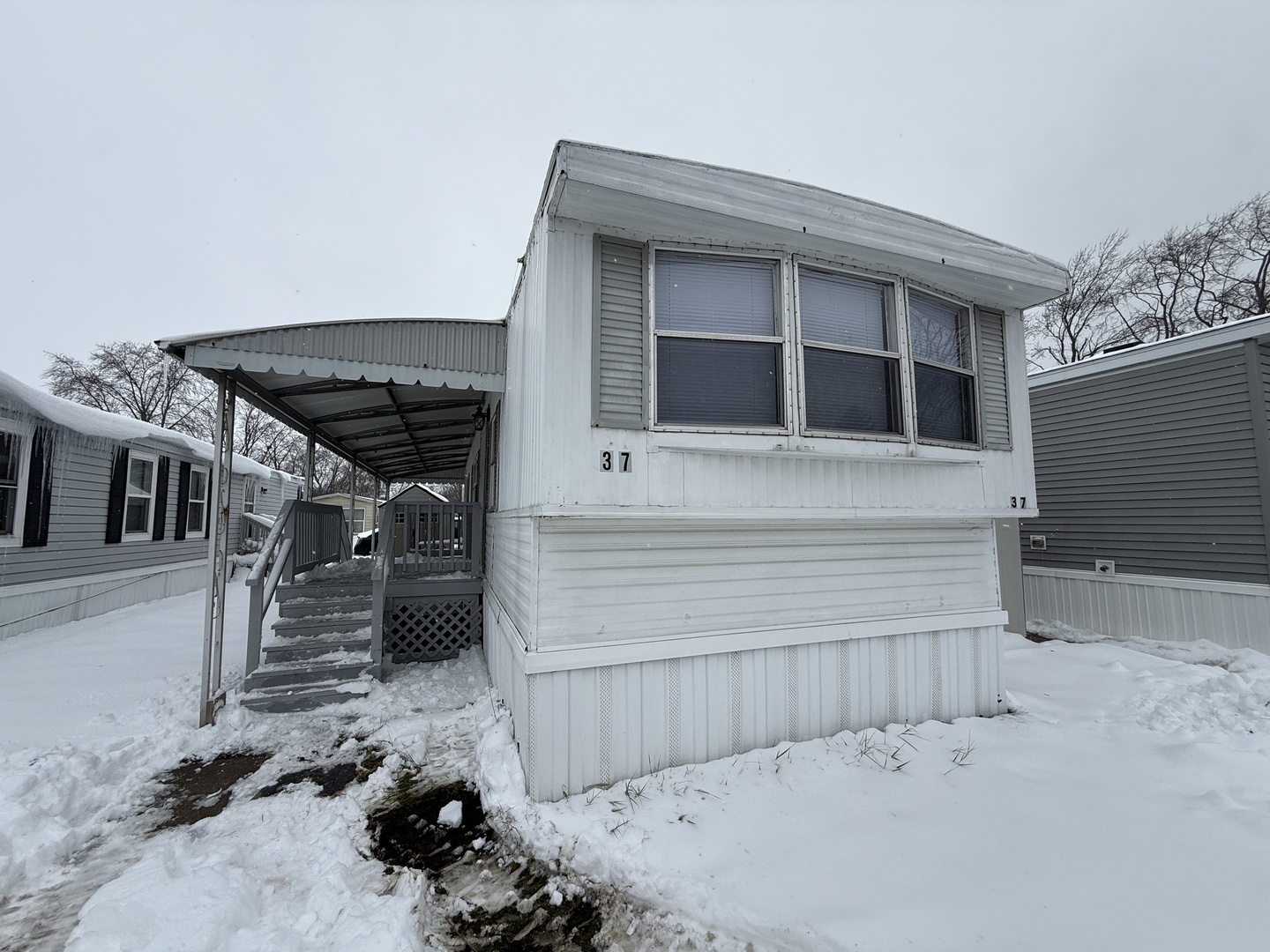 1712 S Dixie Highway #37, Crete, IL 60417