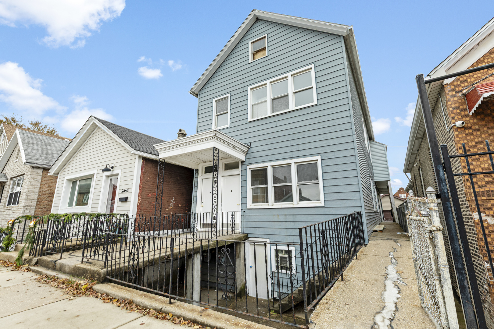 2862 S Keeley Street, Chicago, IL 60608