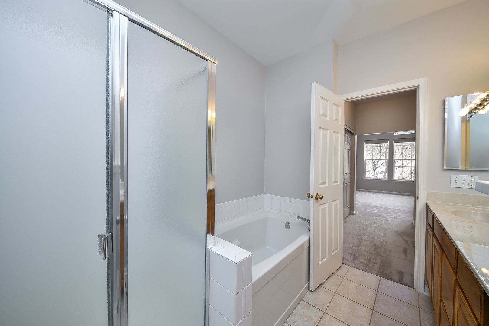 141 River Mist Drive, Oswego, IL 60543