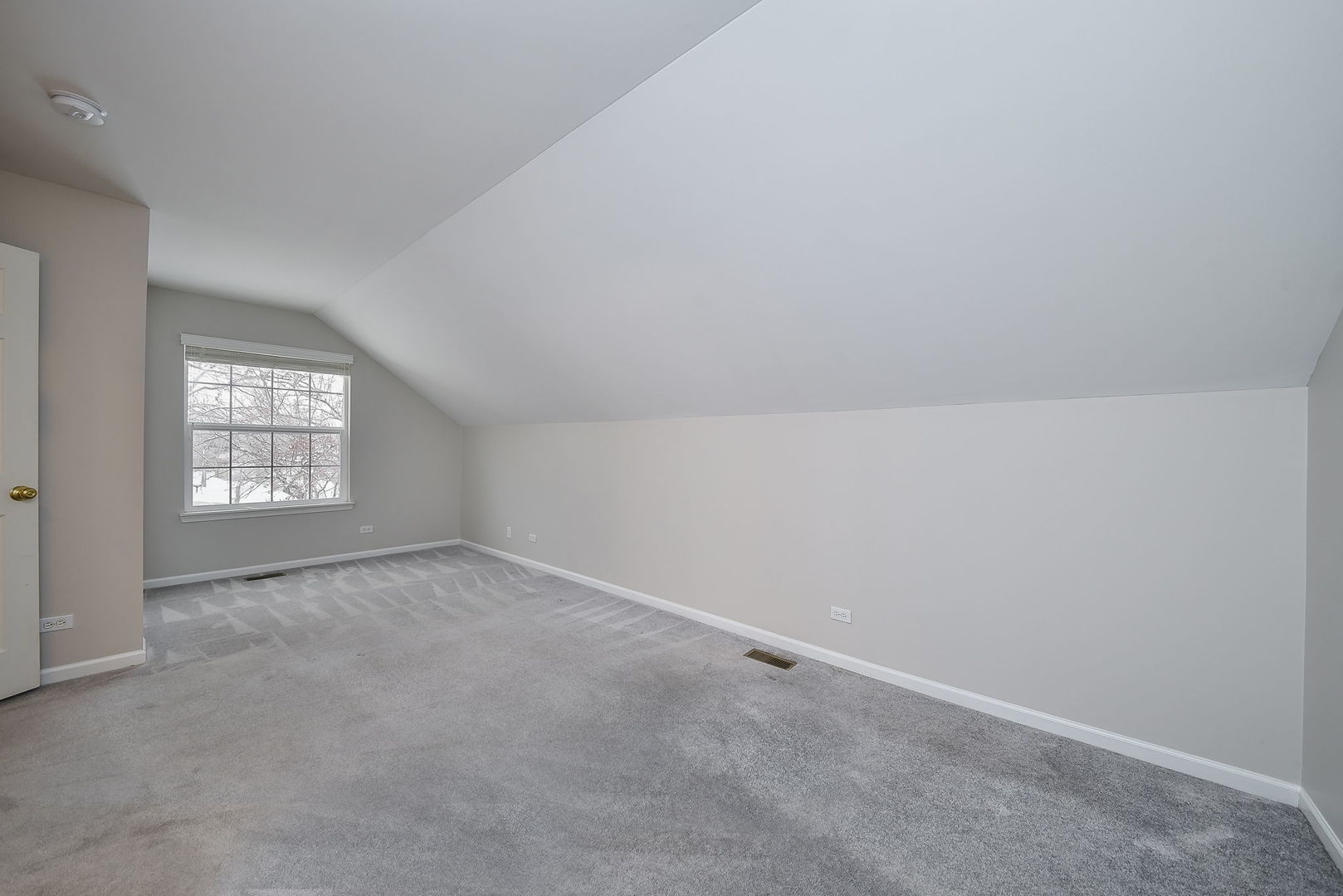 141 River Mist Drive, Oswego, IL 60543