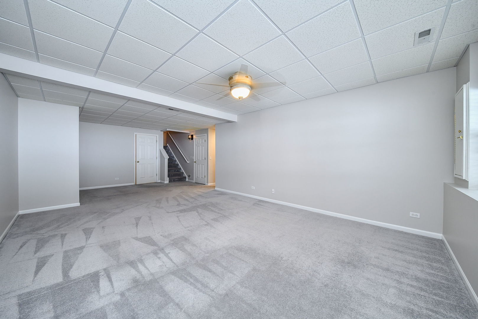 141 River Mist Drive, Oswego, IL 60543