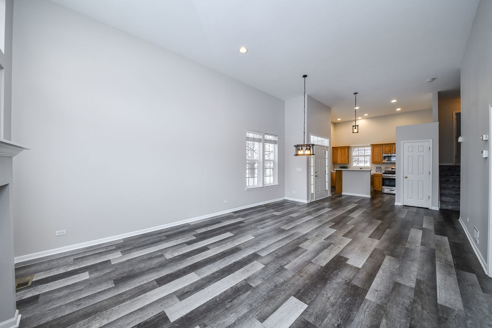 141 River Mist Drive, Oswego, IL 60543