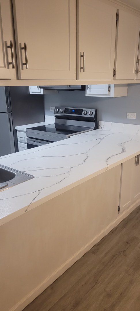 840 Elder Road #A405, Homewood, IL 60430