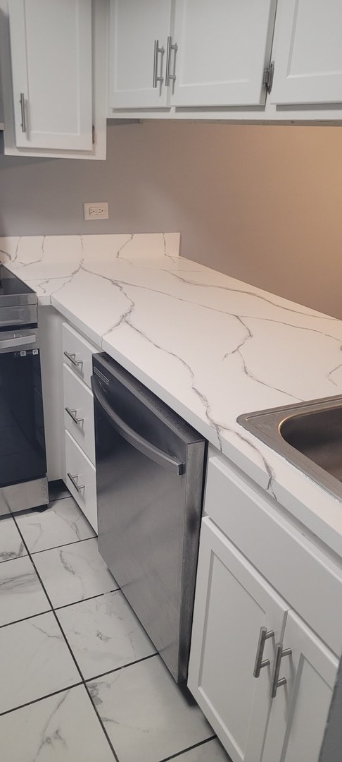 840 Elder Road #A405, Homewood, IL 60430