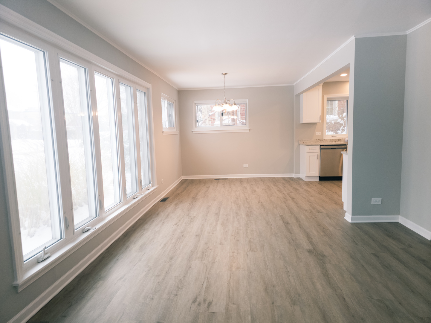 1904 S Fairview Avenue, Park Ridge, IL 60068