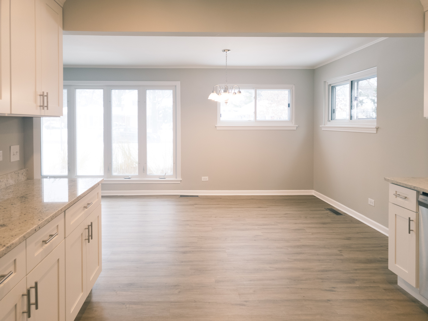 1904 S Fairview Avenue, Park Ridge, IL 60068