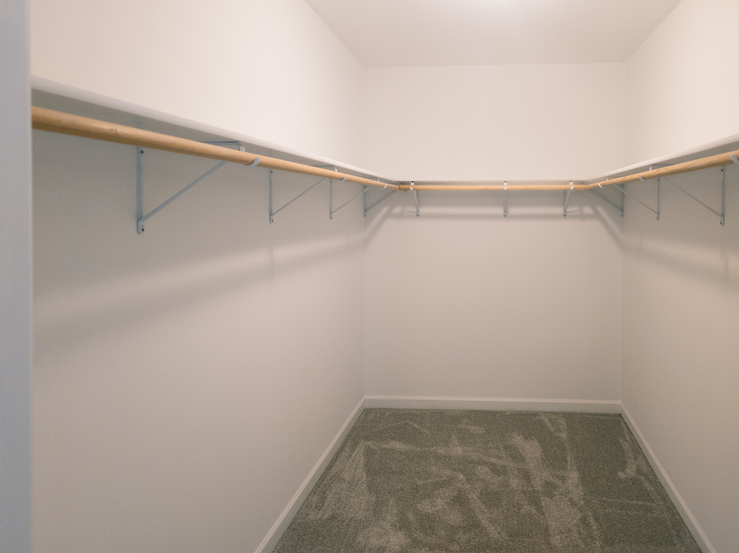 1904 S Fairview Avenue, Park Ridge, IL 60068