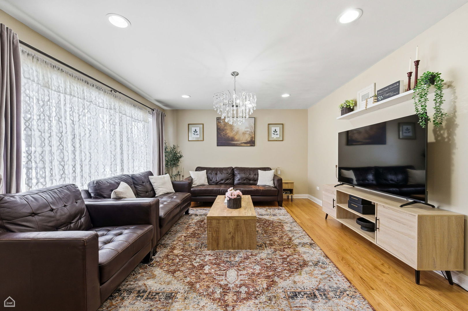 7811 W 102nd Street, Palos Hills, IL 60465