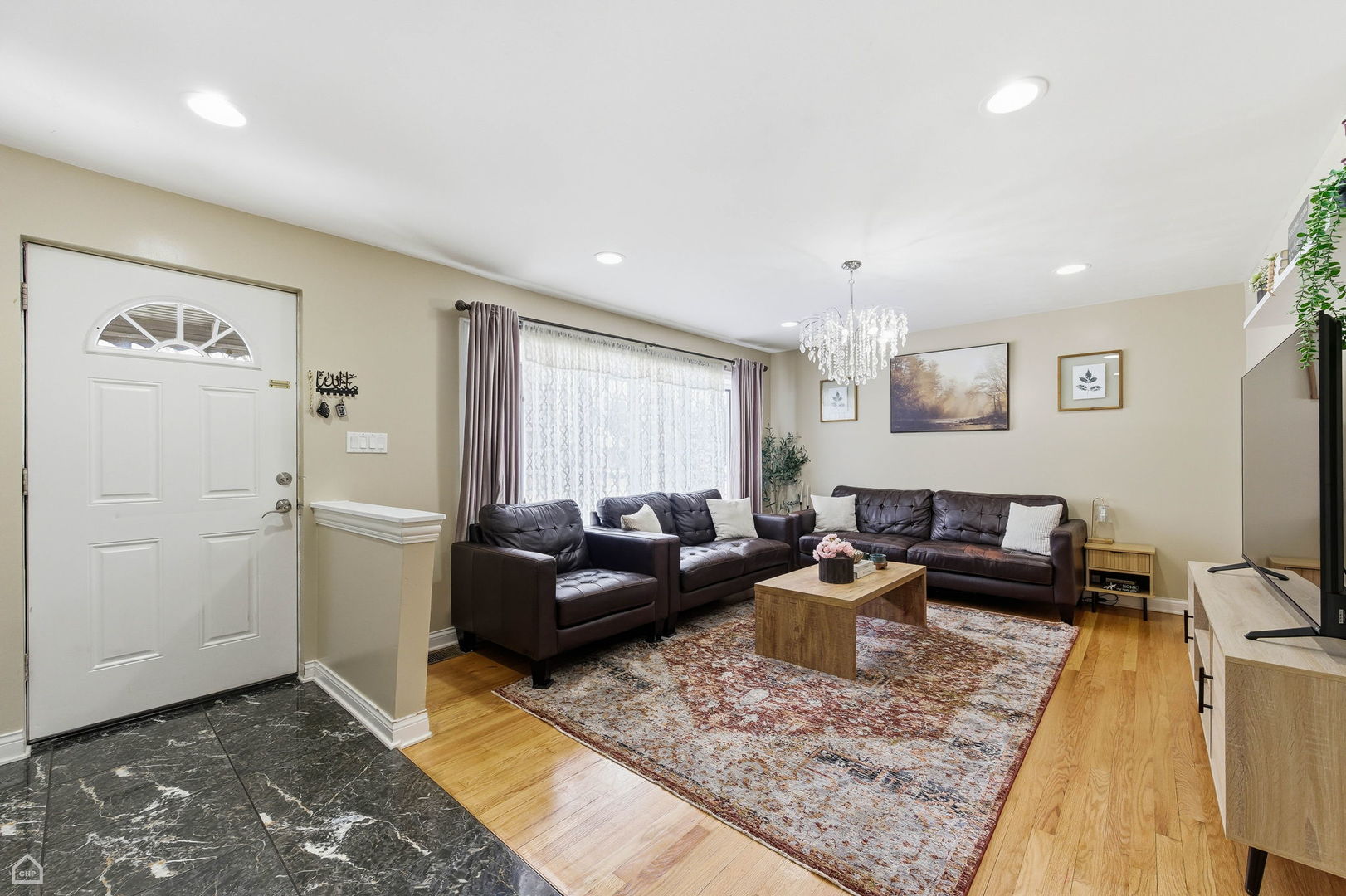 7811 W 102nd Street, Palos Hills, IL 60465