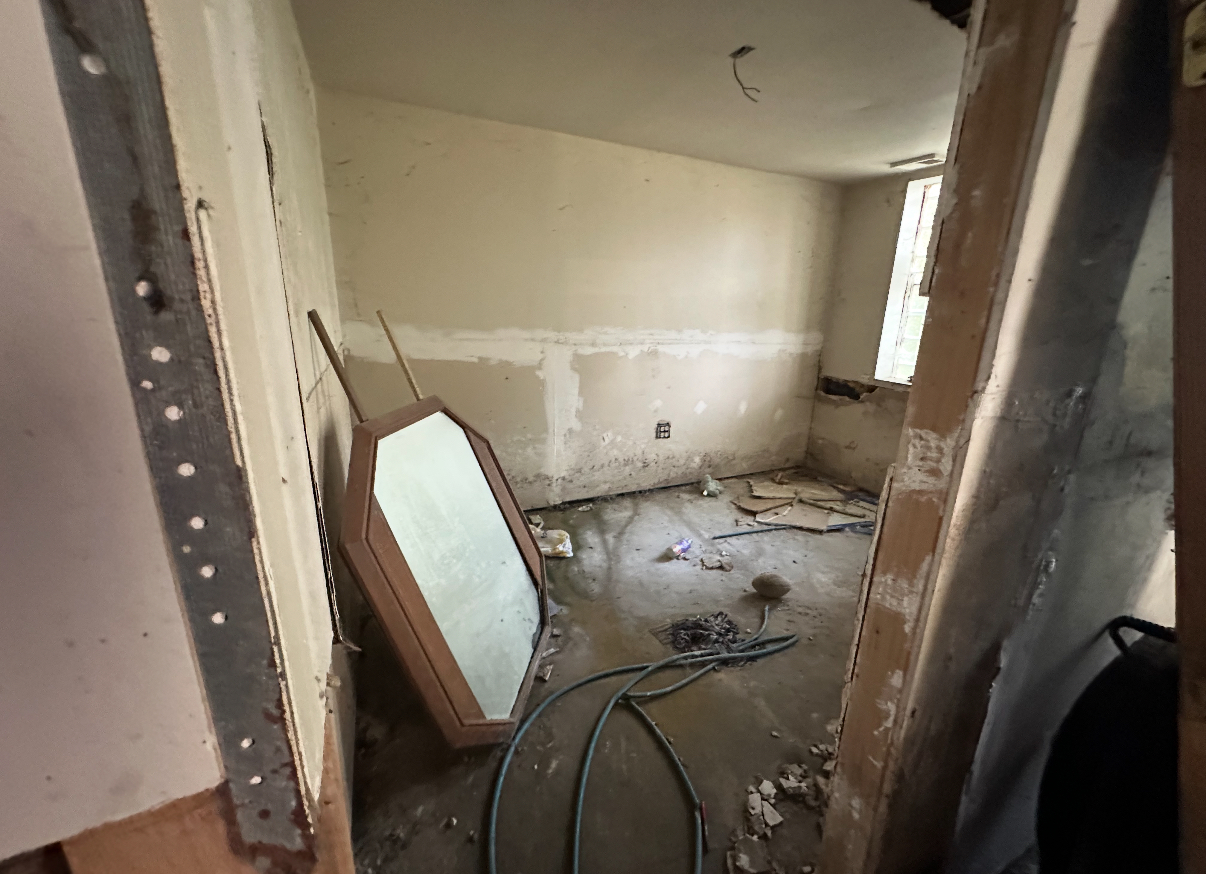 11521 S YALE Avenue, Chicago, IL 60628