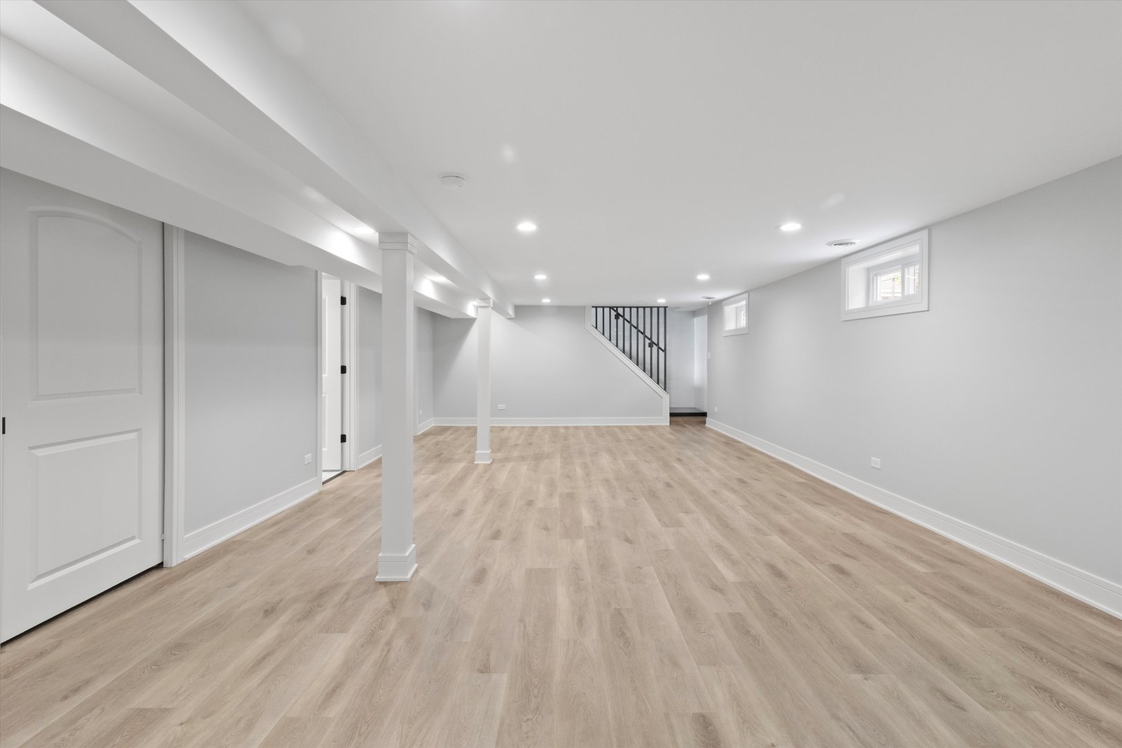 8804 S Fairfield Avenue, Evergreen Park, IL 60805