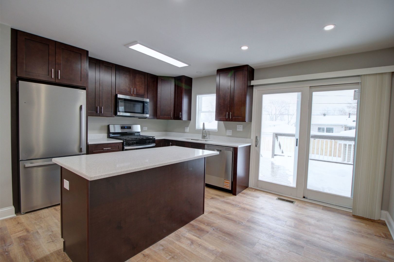 225 Haller Avenue, Romeoville, IL 60446