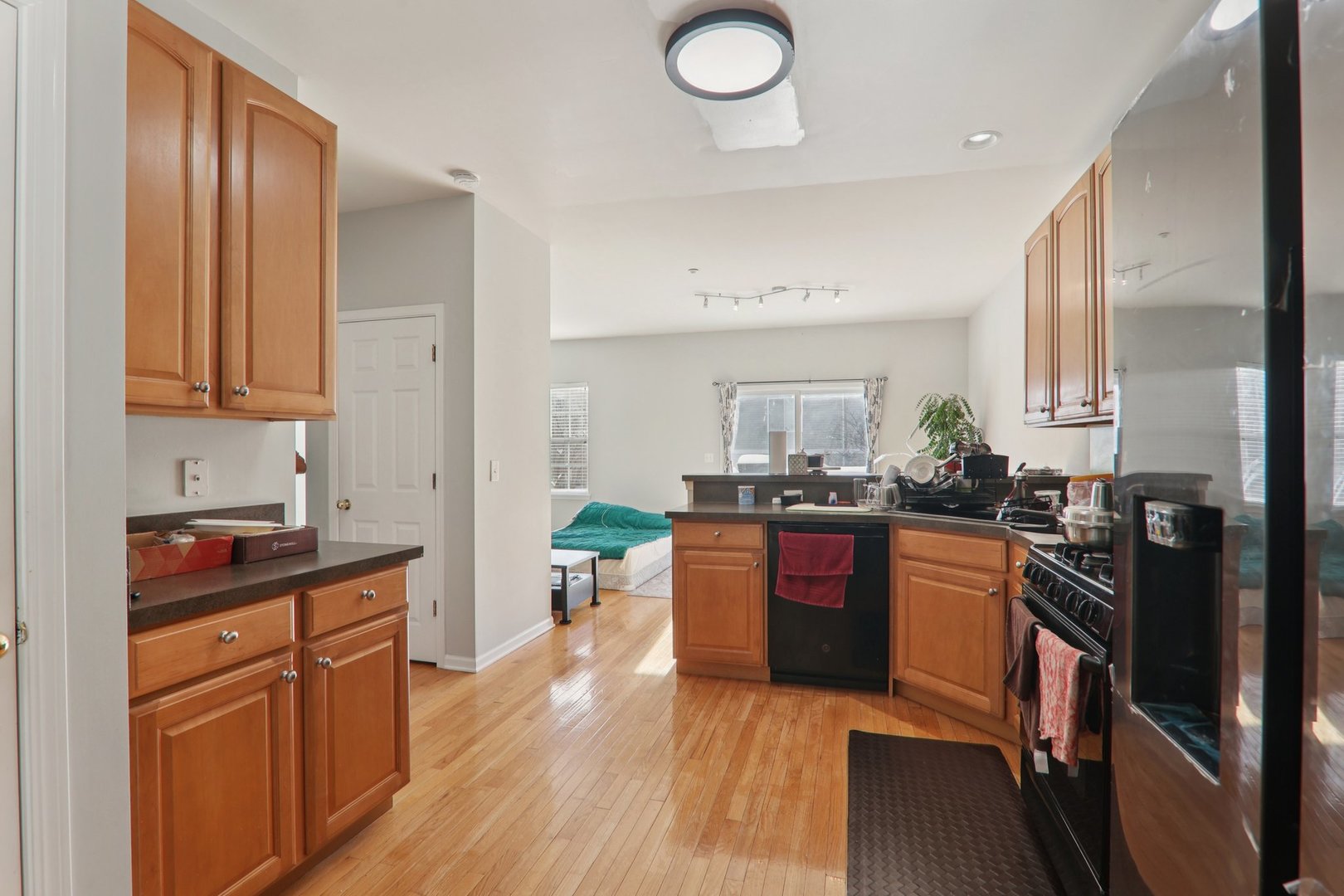 1816 Kelberg Avenue, Hoffman Estates, IL 60192