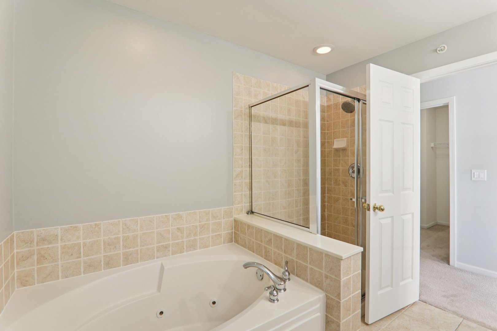 1816 Kelberg Avenue, Hoffman Estates, IL 60192