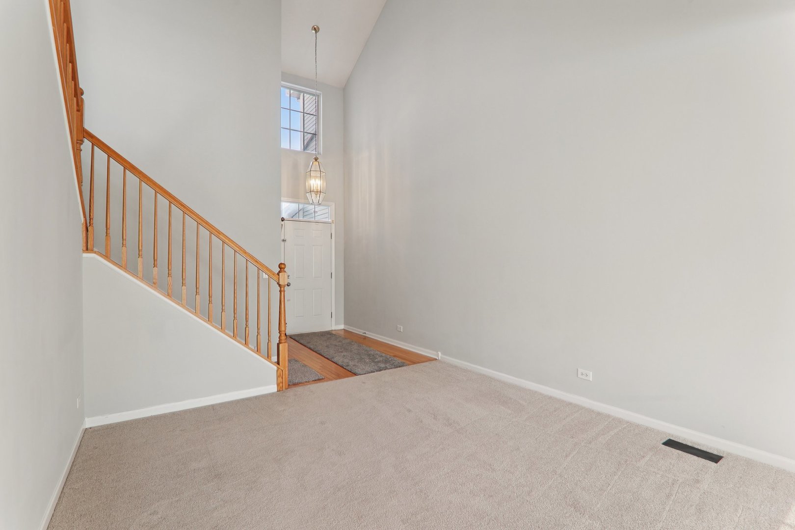 1816 Kelberg Avenue, Hoffman Estates, IL 60192