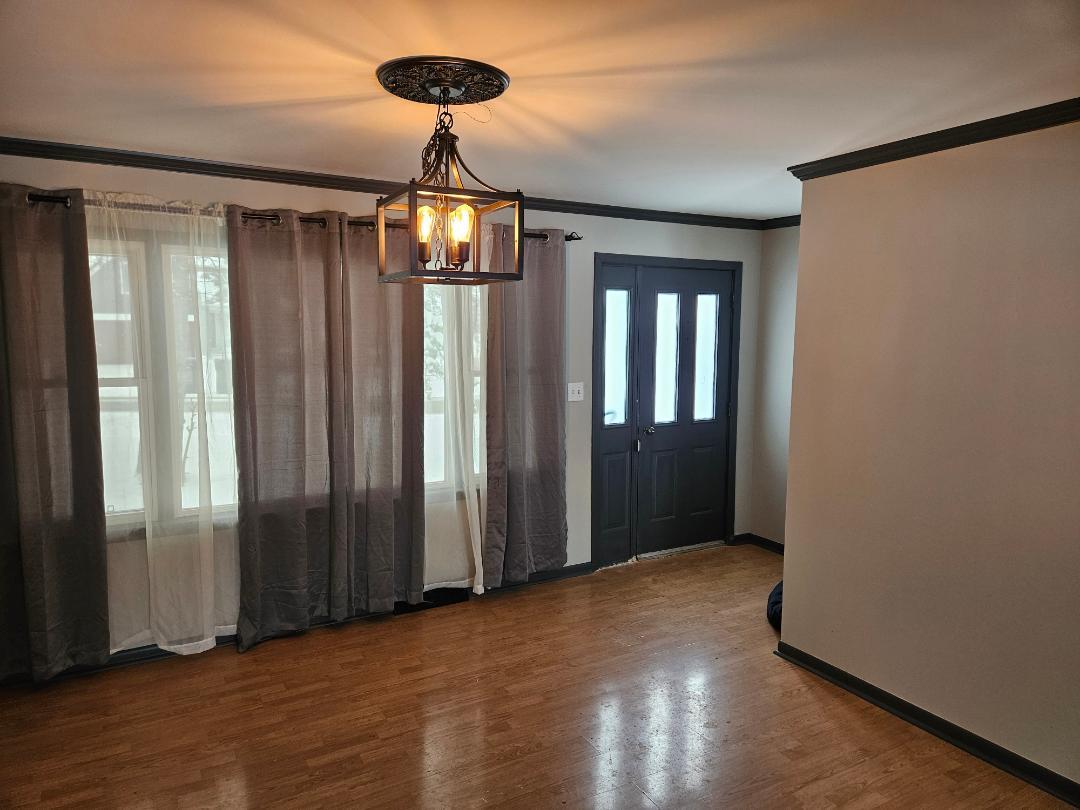 2503 N Freedom Drive, McHenry, IL 60050